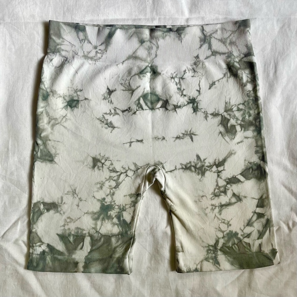 FP Movement Tie-Dye Bike Shorts (S)